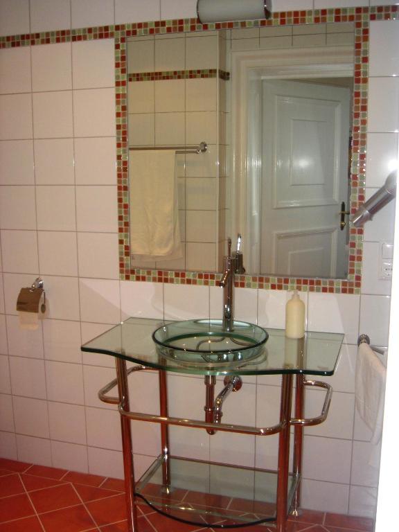 Knappenstoeckl Halbturn Room photo